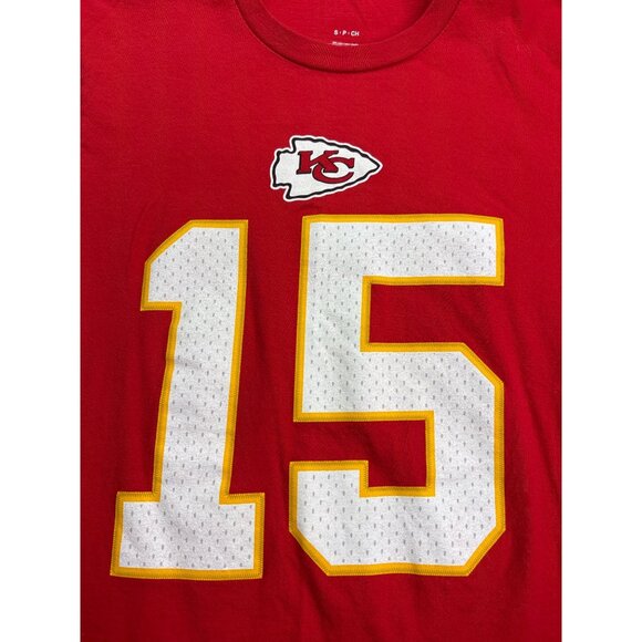 NFL Kansas City Chiefs Patrick Mahomes 15 Men Tee T-Shirt S Red White Yellow - Picture 2 of 6